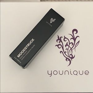 Moodstruck liquid shadow